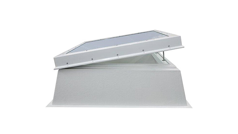 Üveg felülvilágító „passive house” szabvány